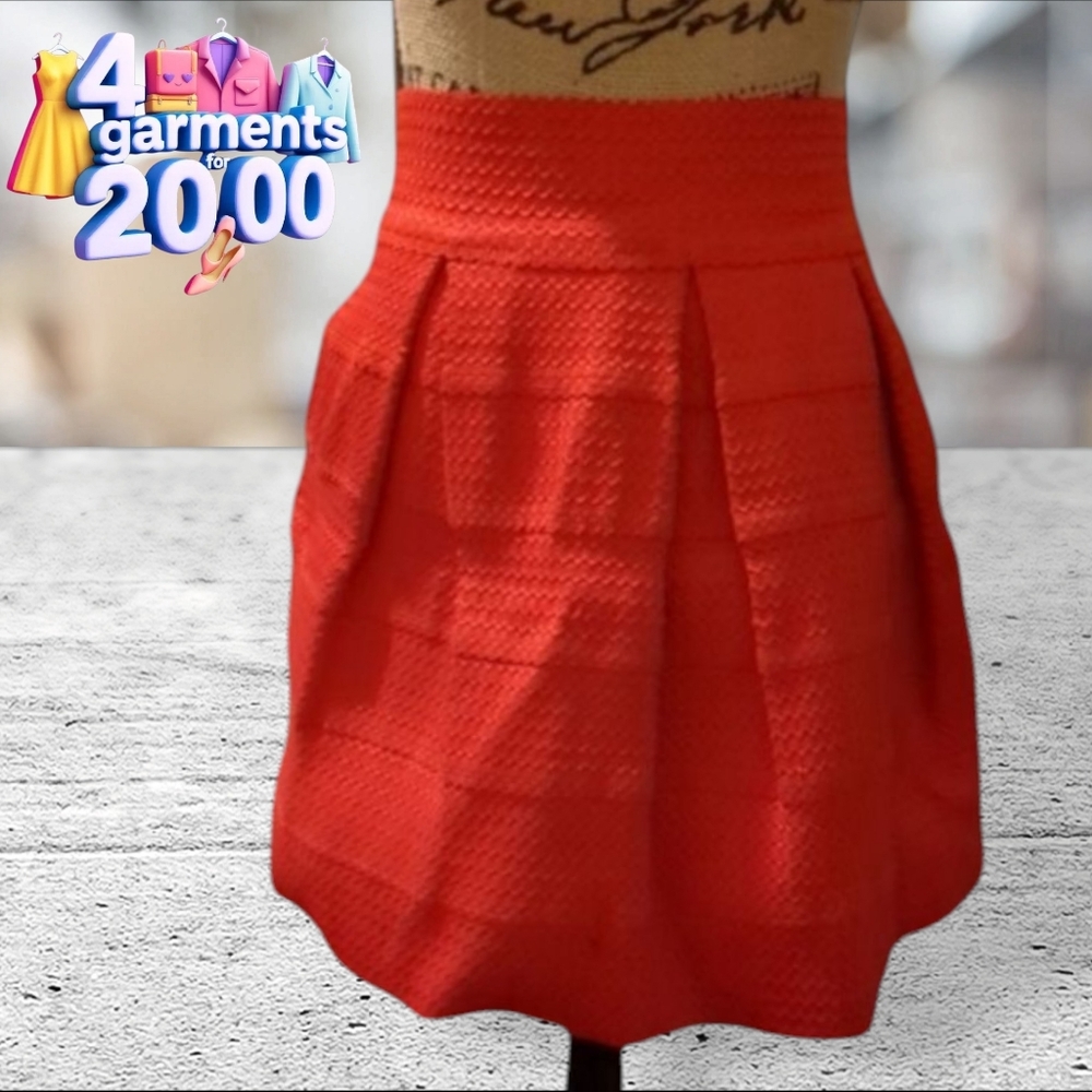 Fun flirty gorgeous Honey punch red full skirt size S